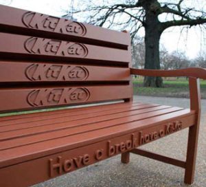 Example of bench advertising effectiveness